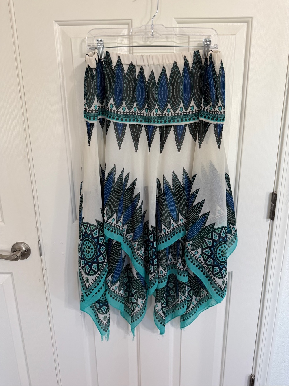 Lane Bryant White Asymmetrical Skirt with Teal & Navy Geometric Print